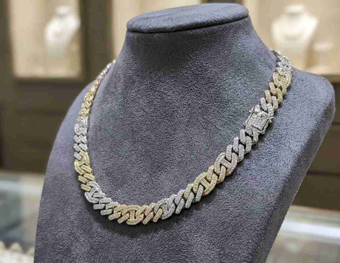 Prong Baguette Chain