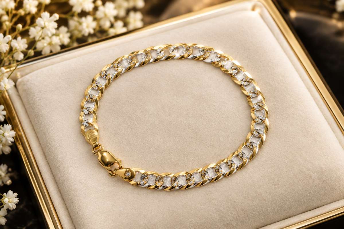 Link Chain Gold Bracelet
