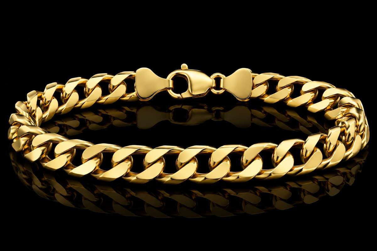 Cuban Link Bracelet - Image Main