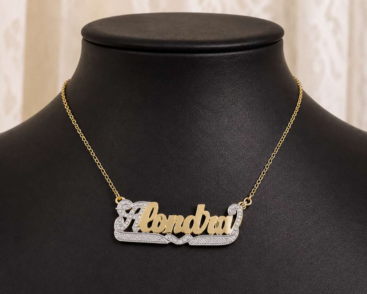 Name Plate Pendant - Image Main