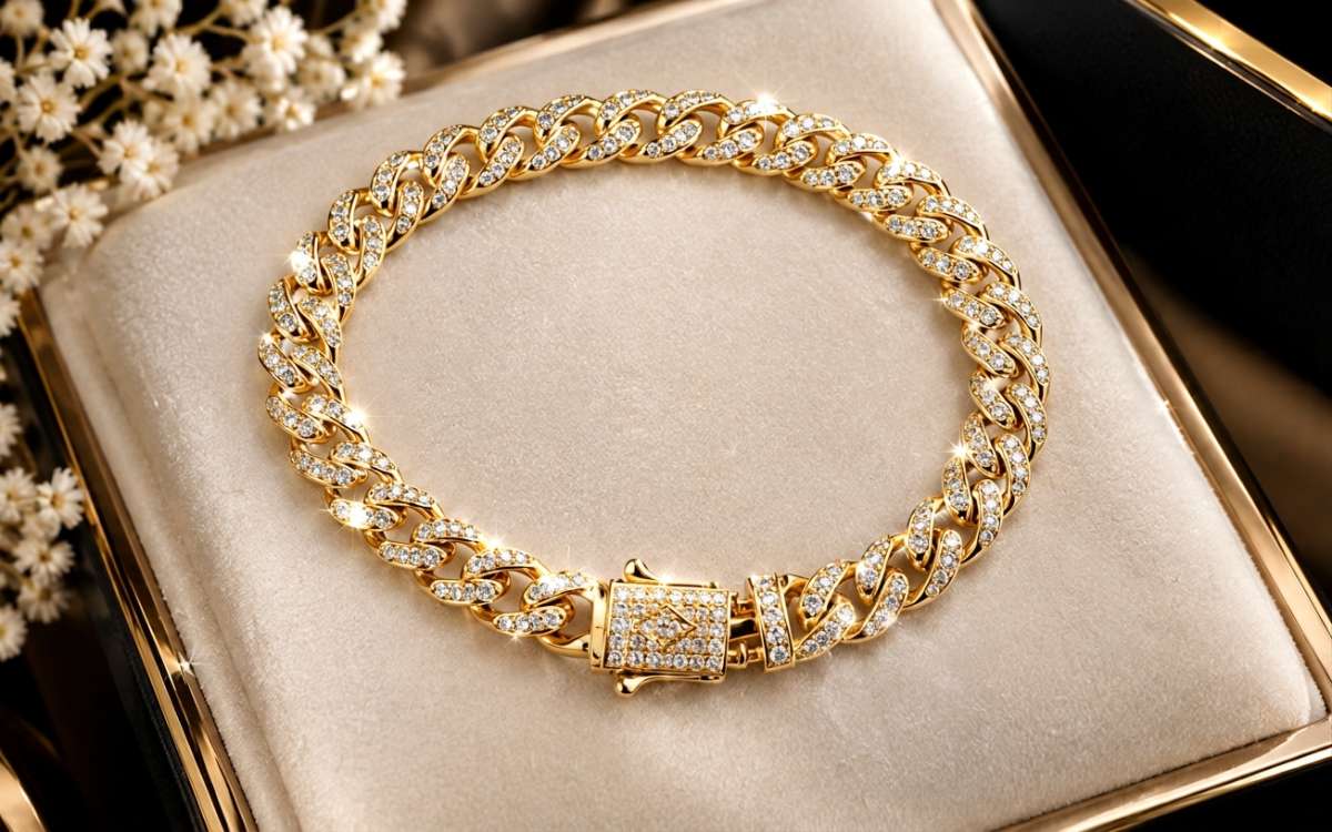 Monaco Gold bracelet - Image Main